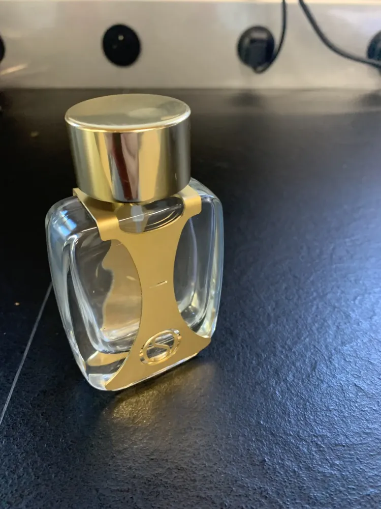 Habillage flacon parfum