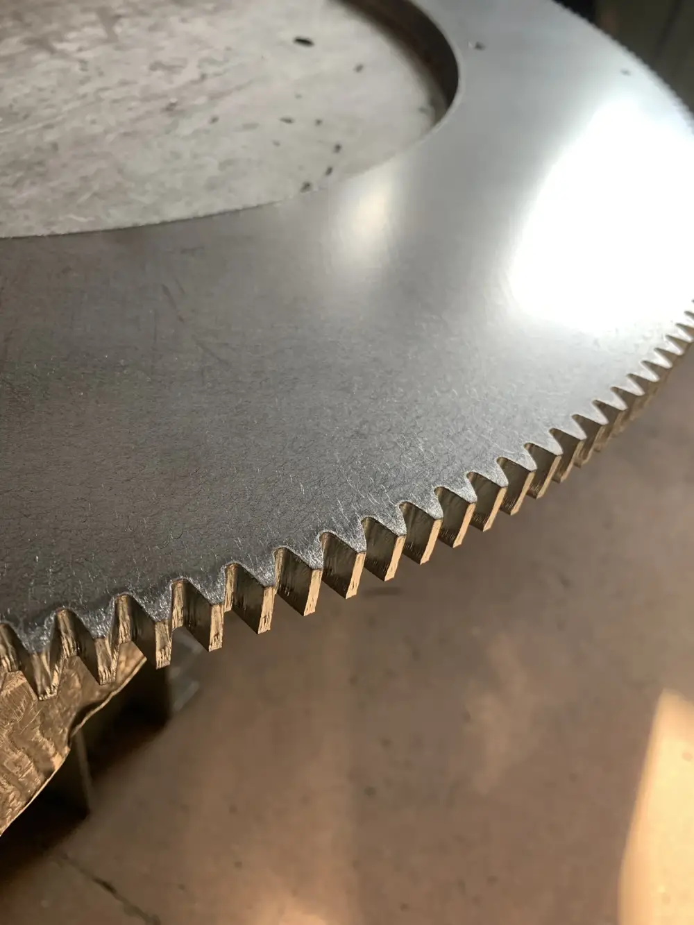 Entreprise spécialisée en découpe laser sur mesure à Thones